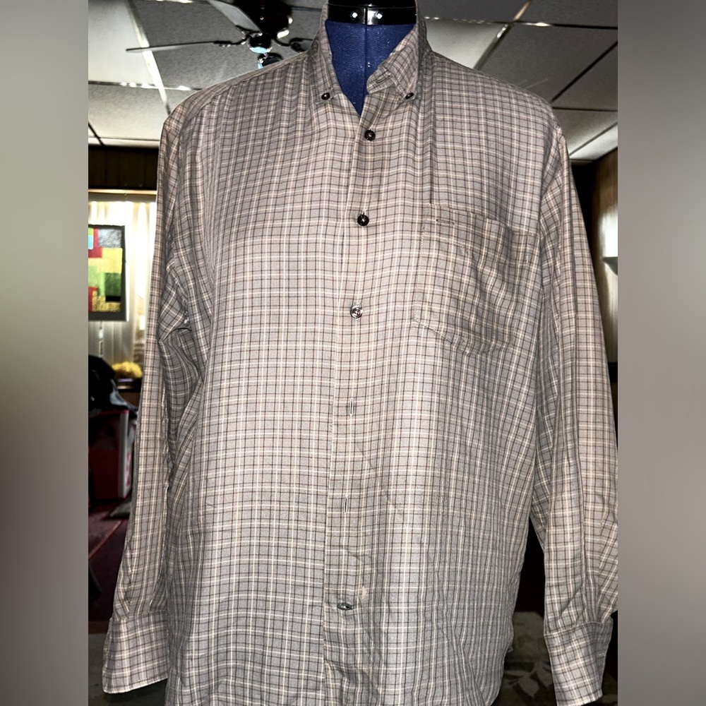 Dockers men’s shirt button up Size-M